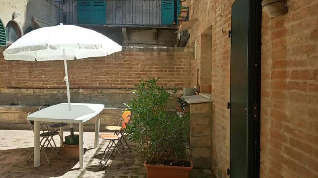 Casa Iolanda Apartment เซียนา ภายนอก รูปภาพ